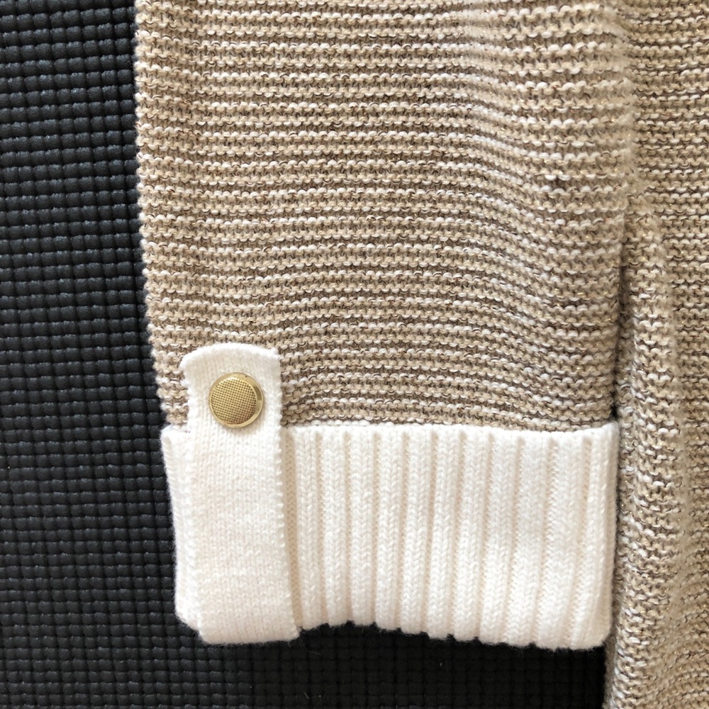 Gold Metallic Sweater - Picture 2 of 4